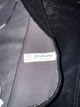 Top terciopelo negro Stradivarius