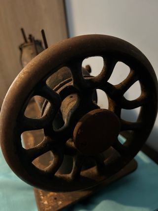 Antigua máquina de coser Singer