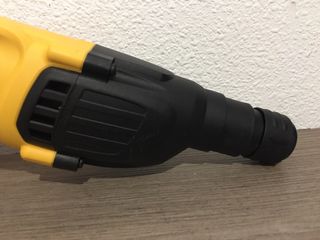 Taladro Dewalt DCH133
