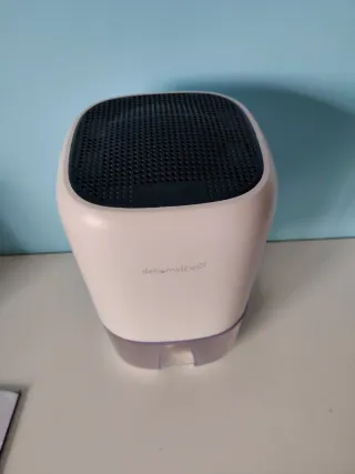 Deshumidificador con luces LED