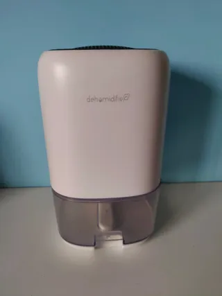 Deshumidificador con luces LED
