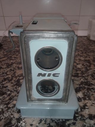 Proyector NIC Pantalla Panorámica Antiguo