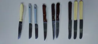 Lote de 20 cuchillos vintage de metal plateado