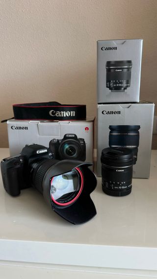 Canon EOS 77D (cuerpo)