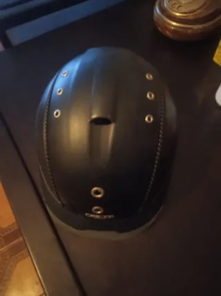 Casco de equitación negro