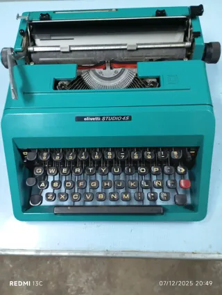 Olivetti Studio 45 Máquina de Escribir Turquesa