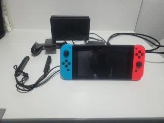 Nintendo Switch Azul y Rojo