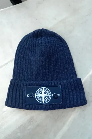 Gorra Stone Island Negro y Blanca