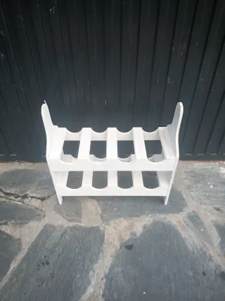 Botellero de madera blanco