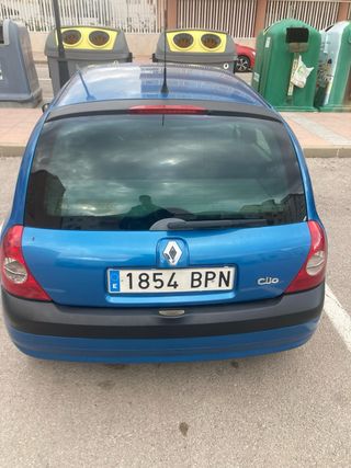 Renault Clio 2001