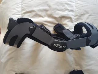 Rodillera Ortopédica Donjoy