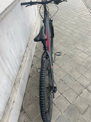 Bicicleta Eléctrica Conor Borneo 2023