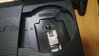 Consola Sony PS3 + Mando y Cables