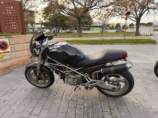 Ducati Monster 900 Negra