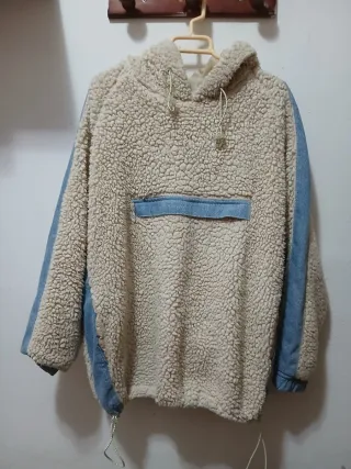 Abrigo Bershka Beige y Azul Talla M