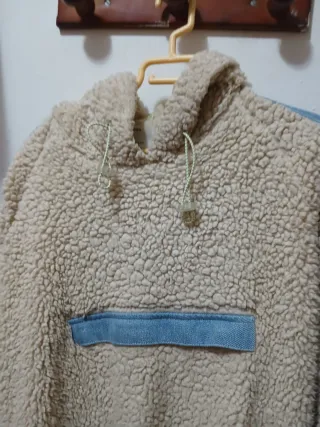 Abrigo Bershka Beige y Azul Talla M