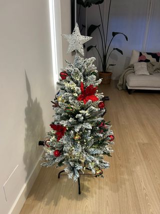Árbol de Navidad efecto nieve.