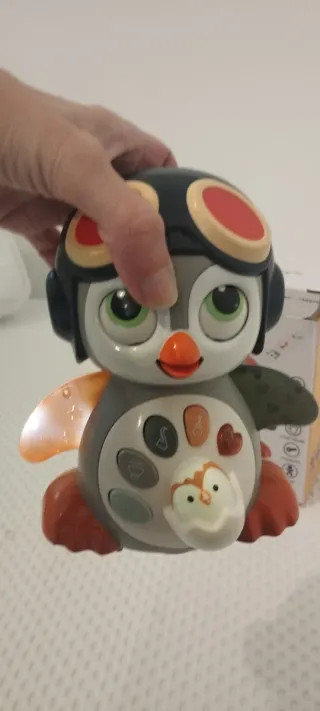 Juguete Pingüino Piloto Musical