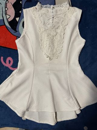 Blusa blanca S con encaje