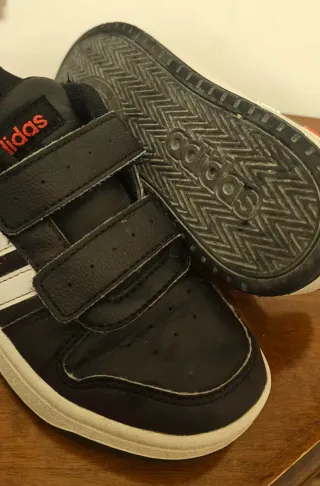 Scarpe Adidas Bambino Velcro N.33