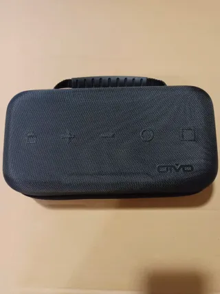 Nintendo Switch OLED con FIFA 24 y 25