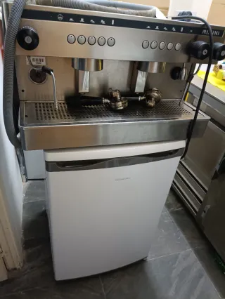 Cafetera Profesional Futurmat