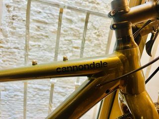 Bicicleta Gravel Cannondale Topstone. Talla S-M