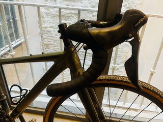 Bicicleta Gravel Cannondale Topstone. Talla S-M