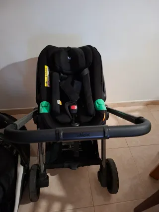 Carrinho de Bebé Chicco 3 em 1
