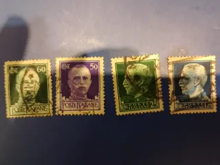 Francobolli Vittorio Emanuele III - 4 pezzi
