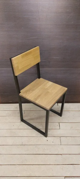 Muebles industriales a medida – sillas, taburetes