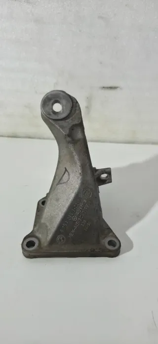 Soporte Derecho BMW 318 E46 N42B18AB 2001