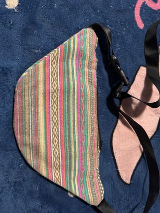 Riñonera étnica multicolor