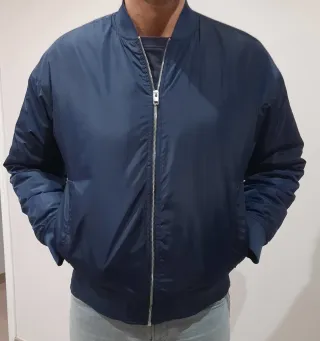 Chaqueta bomber azul
