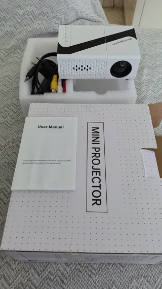 Mini proyector blanco