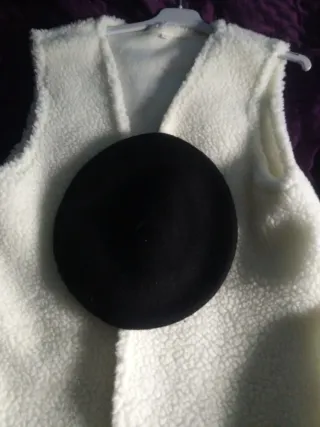 Chaleco casero/baserritarra talla 16 y boina negra