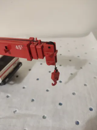 Miniatura grúa JOAL