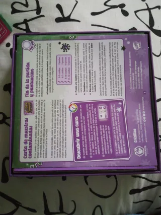 Virus! Roll & Write Juego de Mesa