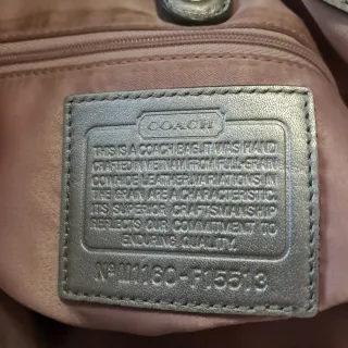 Bolso Coach Beige y Plateado