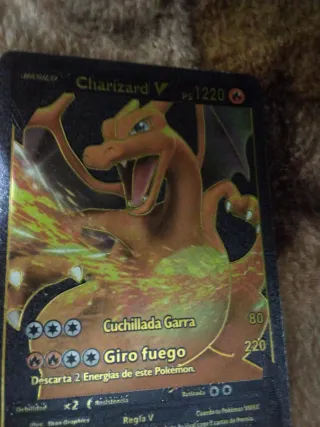 Carta Pokémon Charizard V