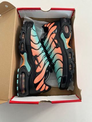 Nike Air Max Tn Plus EU 45 Negro + Verde Aurora
