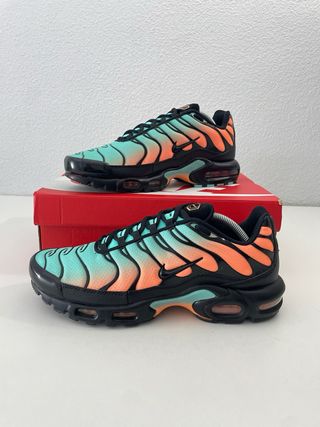 Nike Air Max Tn Plus EU 45 Negro + Verde Aurora