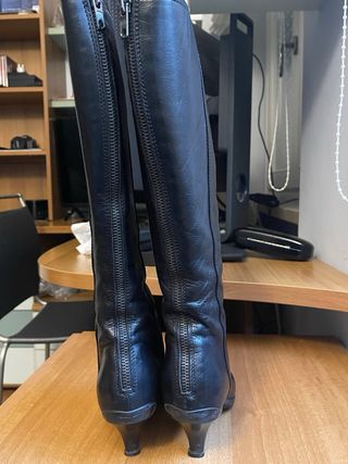 Stivali Miu Miu Archive in Pelle di Bufalo - Nero