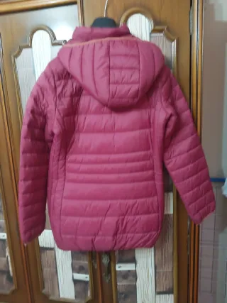 Cazadora acolchada roja talla L