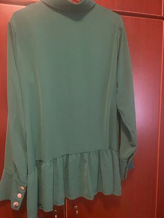 Blusa verde manga larga