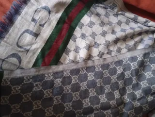 Bufanda Gucci Beige y Azul