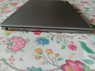 Mini portátil BMAX Y11 convertible 2 en 1