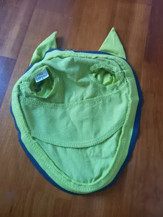 Orejero caballo amarillo