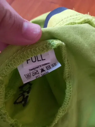 Orejero caballo amarillo