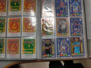 Lote Adrenalyn XL 18-19 y 10-11